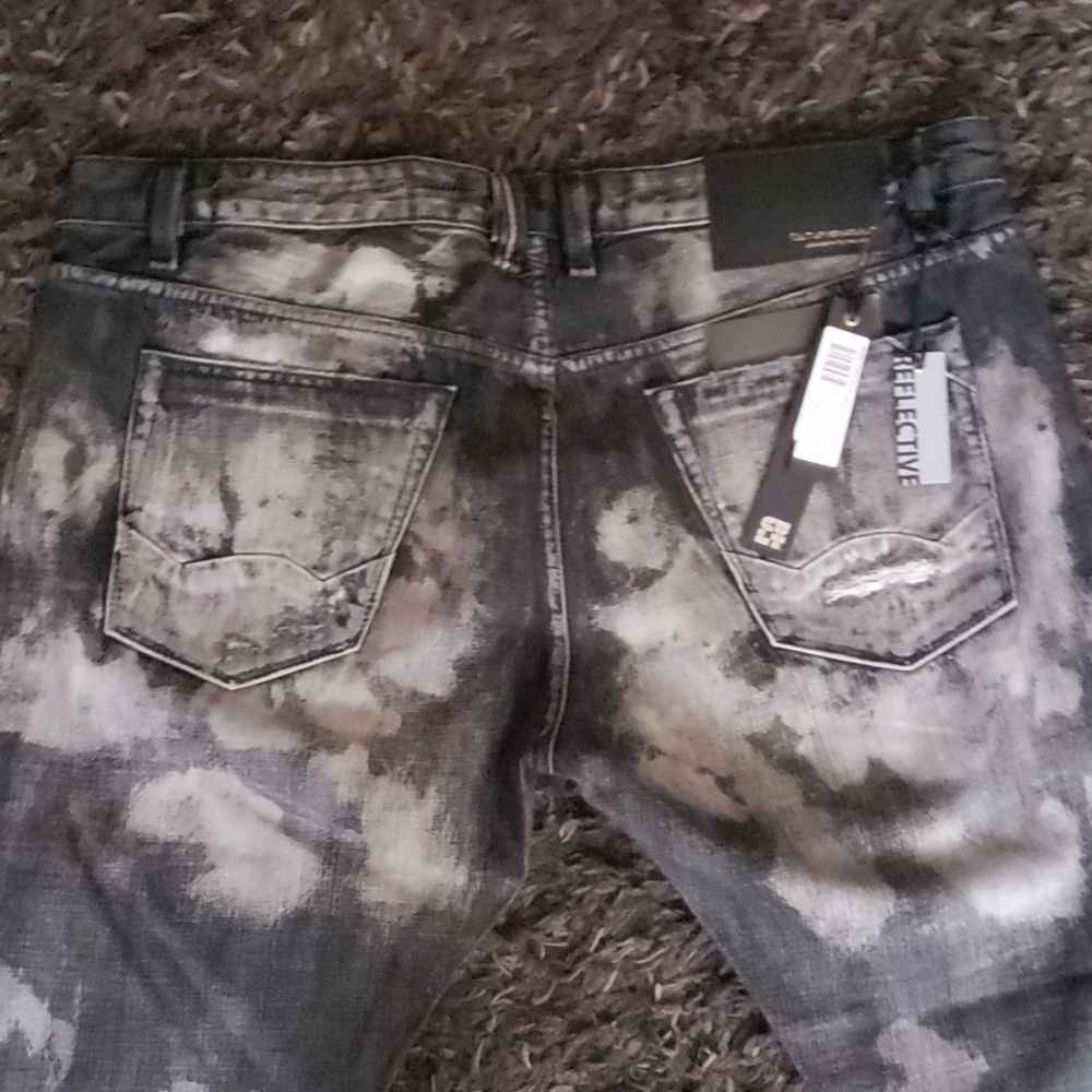 Jeans - Picture 3 of 4